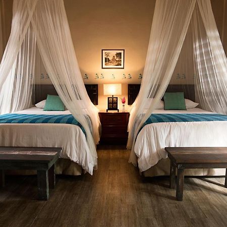 Hotel Jungle Lodge Tikal Bagian luar foto