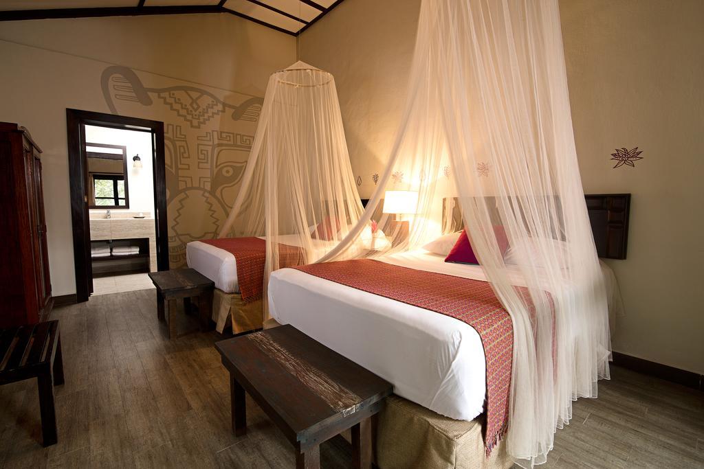 Hotel Jungle Lodge Tikal Bagian luar foto