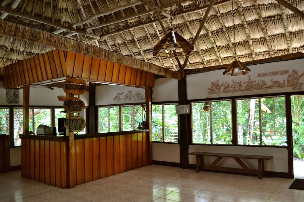 Hotel Jungle Lodge Tikal Bagian luar foto